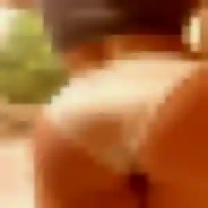 Rebecca, 25 ans, connectée à Alénya pour un rencontre libertine