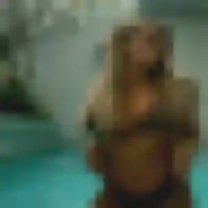 Yvonne, femme de 21 ans propose rencontre libertine à Ambilly