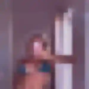 Zephyrine, 34 ans, connectée à Anglet pour une rencontre coquine