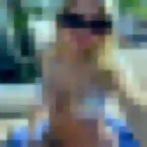 Photo de Karine à Aramon (45 ans) - rencontre libertine sans inscription