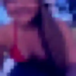 Brune, 32 ans, en ligne à Aulnay-sous-Bois pour une rencontre coquine