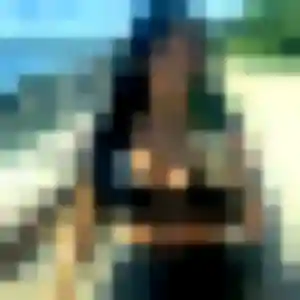 Elena, 33 ans, connectée à Auneau-Bleury-Saint-Symphorien pour une rencontre coquine