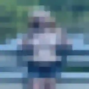 Melodie, 29 ans, connectée à Avon pour un rencontre libertine