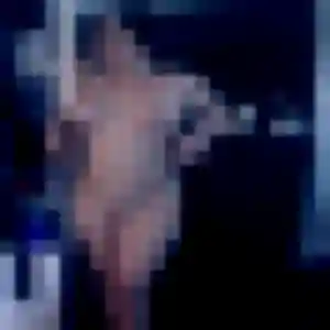 Photo de Tatyana à Ballainvilliers (36 ans) - rencontre libertine discret