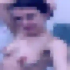 Photo de Nathalie à Beaumont (27 ans) - rencontre libertine discret