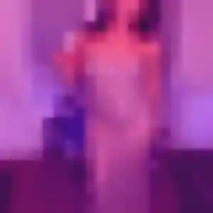 Elise, fille de 38 ans propose rencontre libertine à Bessan