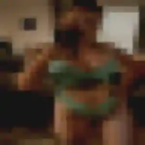 Chloe (21 ans) à Bidart propose une rencontre rapidement