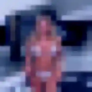 Kim, 30 ans, en ligne à Binic-Étables-sur-Mer pour une rencontre coquine