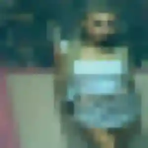 Sara de Boissy-Saint-Léger, 19 ans - rencontre libertine discret