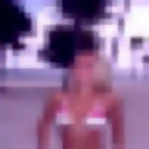 Contacte Marie-Ange, 22 ans à Bourges en privé