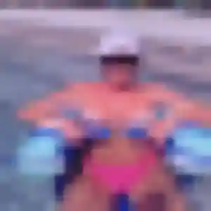 Photo de Solene à Briec (42 ans) - rencontre libertine gratuit