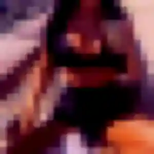 Regine, fille de 25 ans cherche rencontre libertine à Brive-la-Gaillarde