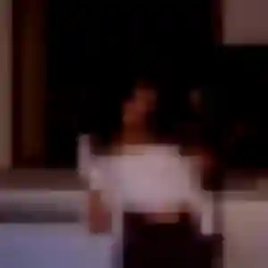 Charmante Clotilde, 23 ans à Château-Gontier-sur-Mayenne - voir sa photo