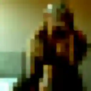 Adeline, femme de 32 ans cherche rencontre libertine à Châteauneuf-sur-Isère