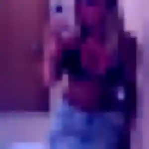 Audrey (20 ans) à Chatuzange-le-Goubet cherche une rencontre ce soir