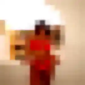 Photo exclusive de Nora, 20 ans à Chaville - rencontre coquine