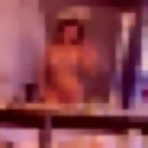 Amandine, 33 ans, dispo pour rencontre libertine à Chessy