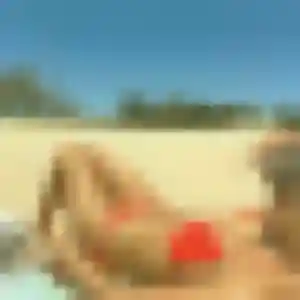 Karima, 20 ans, en ligne à Chessy pour une rencontre coquine