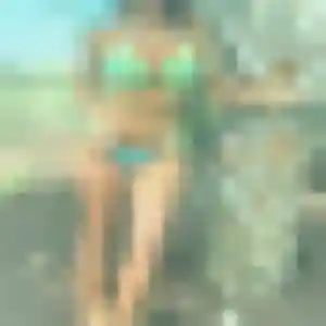 Anne-Charlotte, 34 ans, en ligne à Coignières pour un rencontre libertine