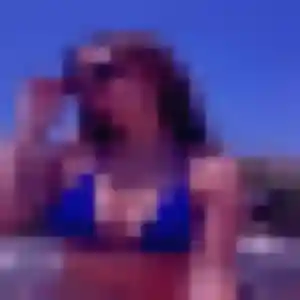Rejoins Debora, 35 ans à Corbeil-Essonnes gratuitement