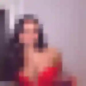 Ambre, femme de 23 ans propose rencontre libertine à Cornebarrieu