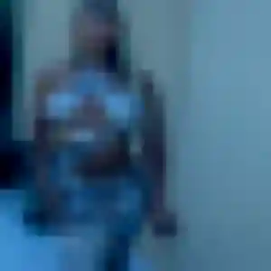 Fleur, 20 ans, connectée à Crolles pour un rencontre libertine
