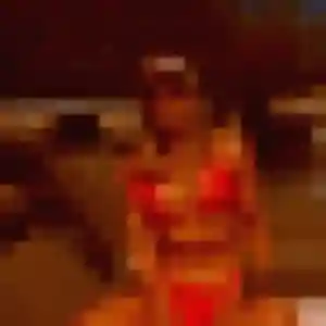 Photo de Siham à Dagneux (25 ans) - rencontre libertine anonyme