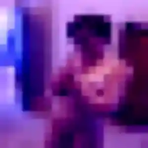 Rejoins Erika, 28 ans à Deuil-la-Barre en privé