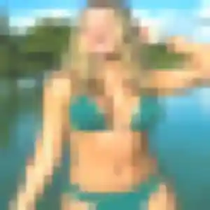 Urielle, 34 ans, disponible à Échiré pour une rencontre coquine