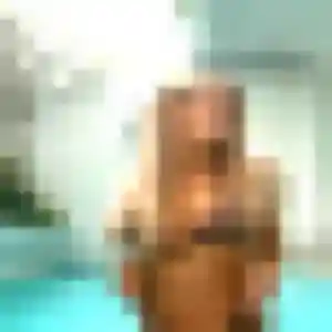 Constance, 28 ans, dispo pour rencontre libertine à Erdeven