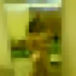 Justine, 19 ans, en ligne à Étampes pour une rencontre coquine