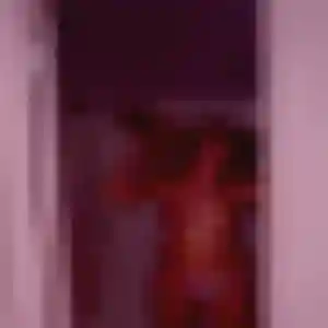 Tessa, 20 ans, en ligne à Frépillon pour une rencontre coquine