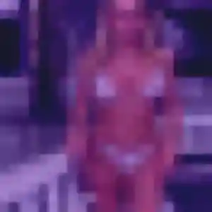 Sexy Louna, 22 ans à Gallargues-le-Montueux - voir sa photo