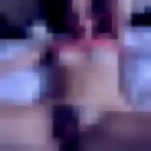 Faustine, 43 ans, connectée à Guingamp pour un rencontre libertine