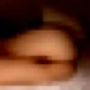 Contacte Djamila, 22 ans à Guyancourt en privé