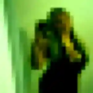 Photo exclusive de Solange, 20 ans à Igny - plan discret