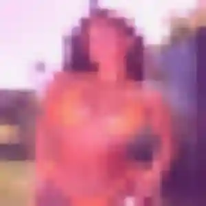 Brunehilde, femme de 25 ans cherche rencontre libertine à Jonage