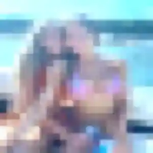 Ines, 20 ans, en ligne à La Chaussée-Saint-Victor pour une rencontre coquine