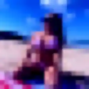 Constance, fille de 19 ans cherche rencontre libertine à La Roche-sur-Foron
