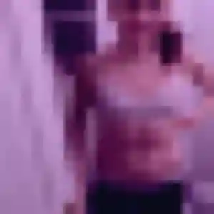Rejoins Djamila, 25 ans à Langueux gratuitement