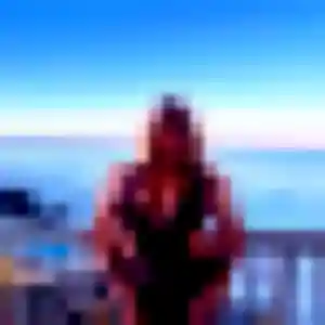Photo de Benedicte à Le Rheu (30 ans) - rencontre libertine anonyme