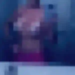 Eliane de Les Essarts-le-Roi, 36 ans - rencontre libertine discret