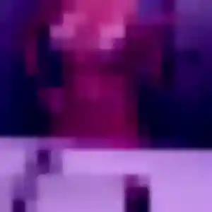 Sara, 38 ans, en ligne à Lorient pour une rencontre coquine