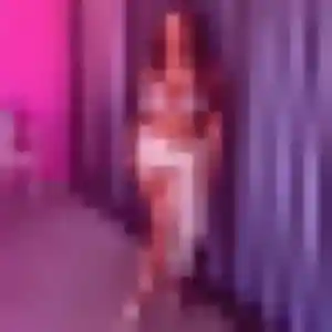 Photo de Lina à Marcy-l'Étoile (20 ans) - rencontre libertine anonyme