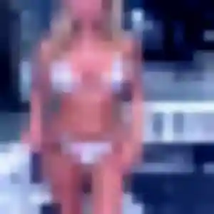 Belle Anne-Marie, 33 ans à Maule - voir sa photo