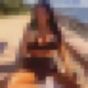 Svetlana, femme de 45 ans propose rencontre libertine à Mazères