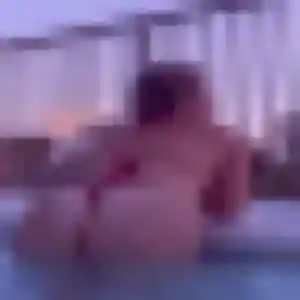 Photo privée de Yasmina, 22 ans à Miramont-de-Guyenne - rencontre coquine