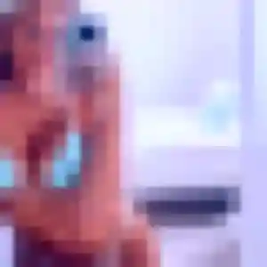 Gwenaelle, fille de 33 ans cherche rencontre libertine à Montpon-Ménestérol