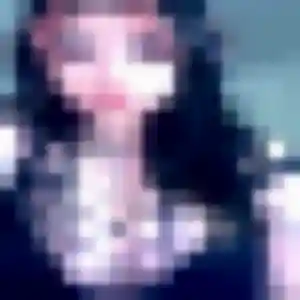 Romina (21 ans) à Nazelles-Négron cherche un rencontre libertine ce soir