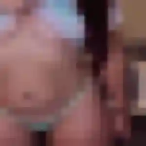 Rencontre Karine, 42 ans à Noisy-le-Sec en privé